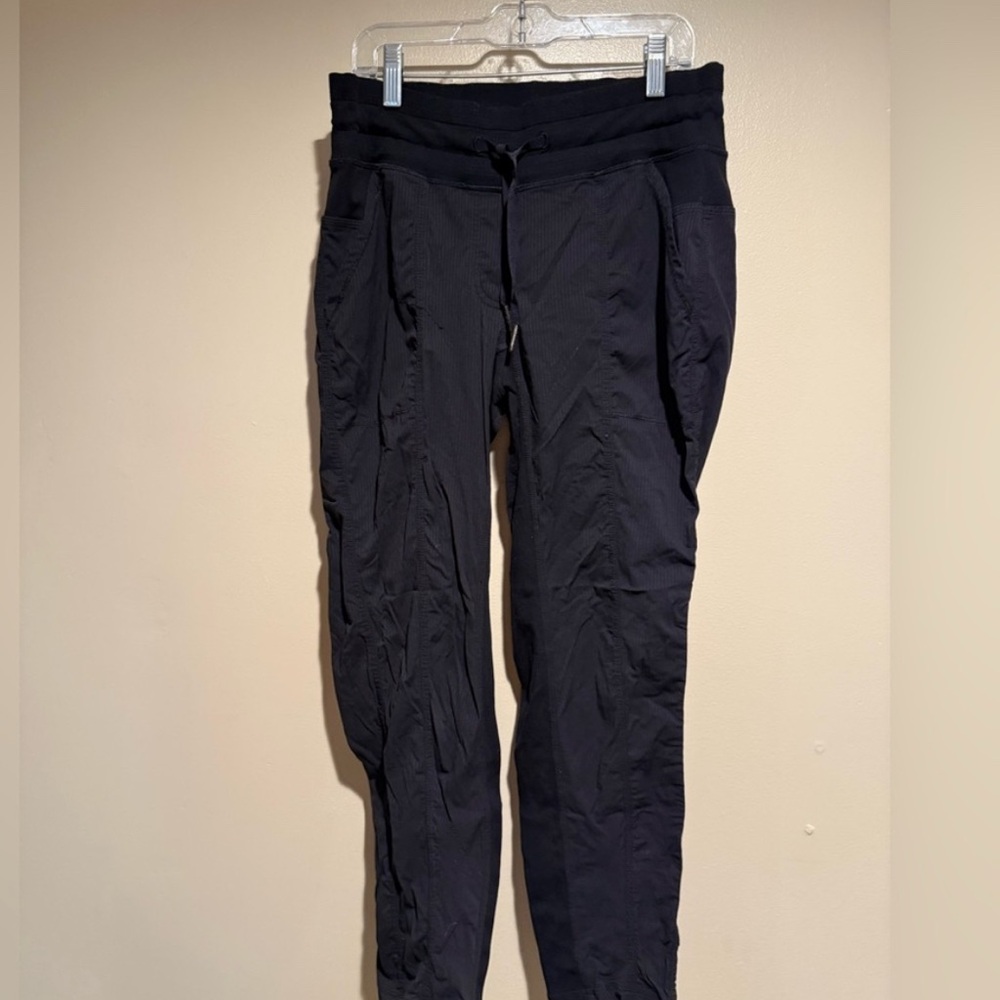 “Lululemon Dance Studio Mid-Rise Jogger 7/8 Length in Black”